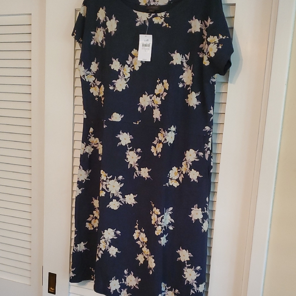 J. Jill Wearever Collection Size Large Navy and Yellow Floral Dress Short Sleeve